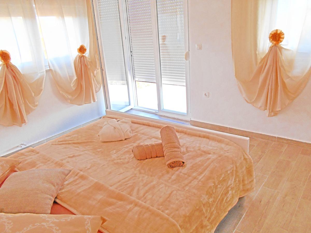 Apartments As Йезера Екстериор снимка