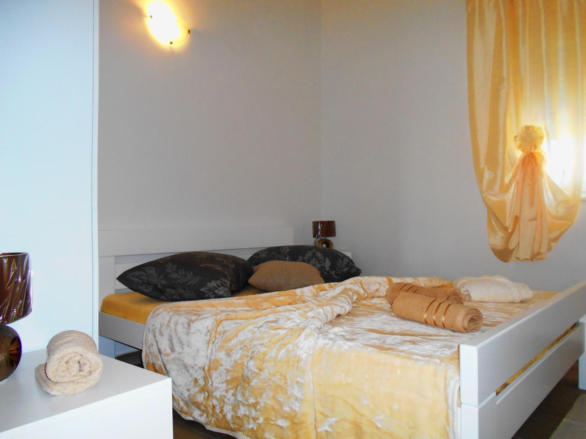 Apartments As Йезера Екстериор снимка